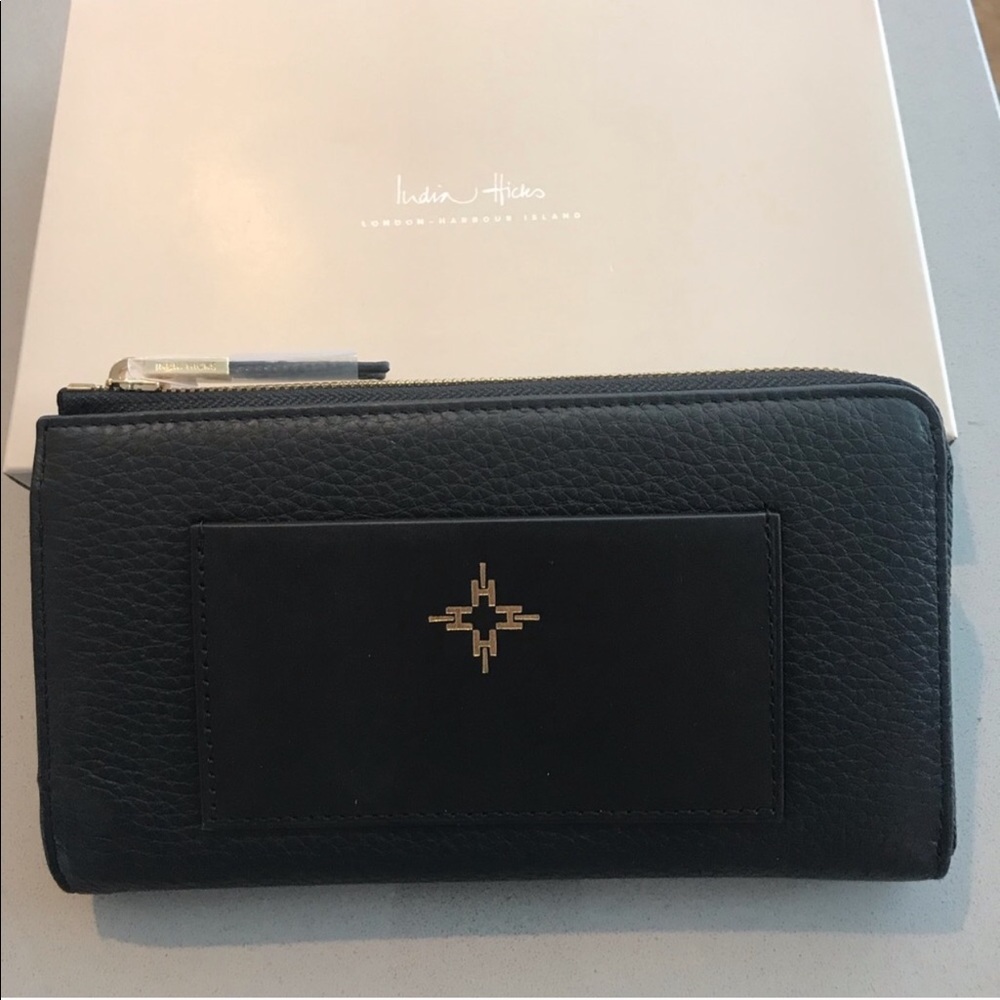 Rare Discontinued India Hicks Black Reserve Wallet